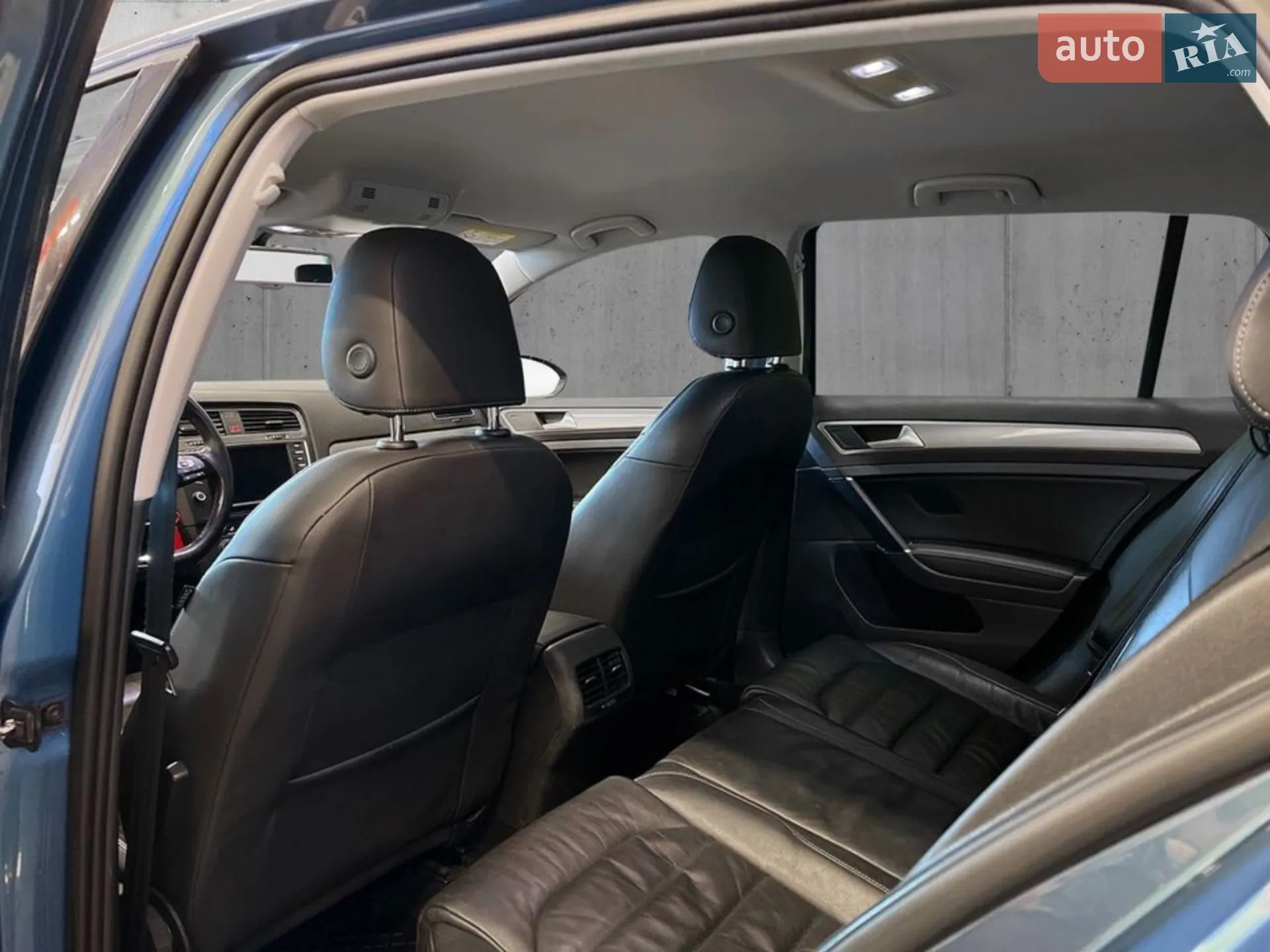 Volkswagen e-Golf 2015 VIN WVWZZZAUZFW912034 фото оголошення 28 з 32
