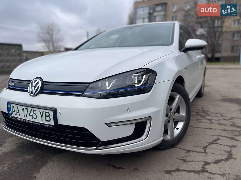 Volkswagen e-Golf 2014