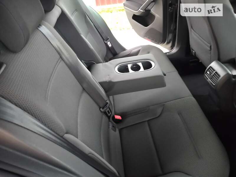 Хэтчбек Volkswagen e-Golf 2018 в Хмельницком