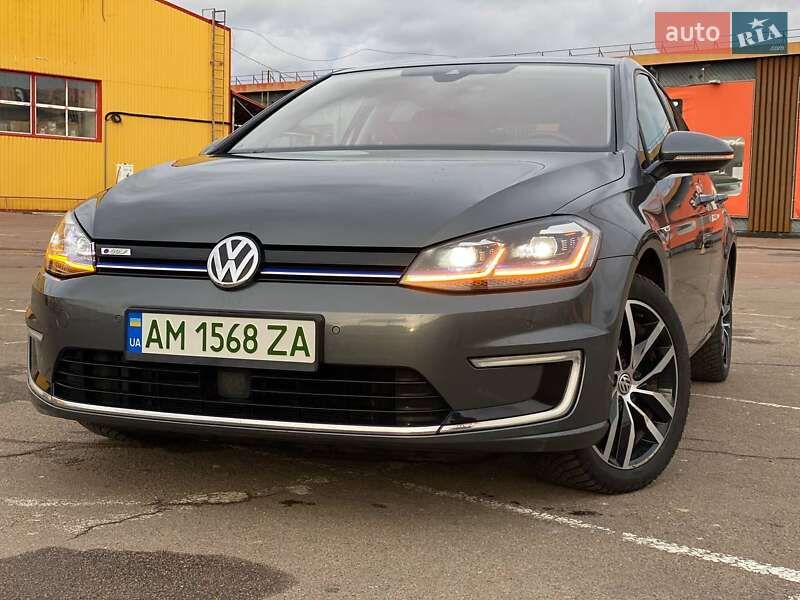 Хэтчбек Volkswagen e-Golf 2018 в Житомире
