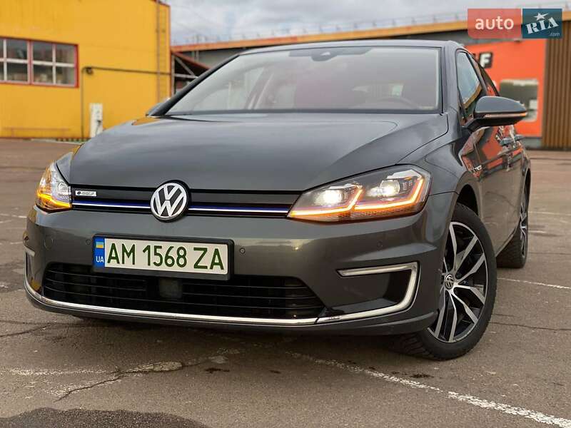 Хэтчбек Volkswagen e-Golf 2018 в Житомире