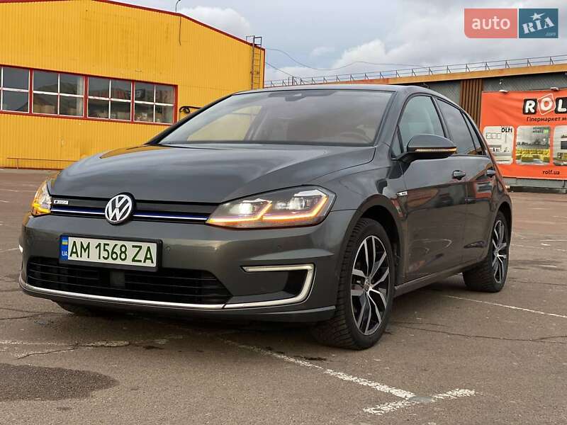Хэтчбек Volkswagen e-Golf 2018 в Житомире
