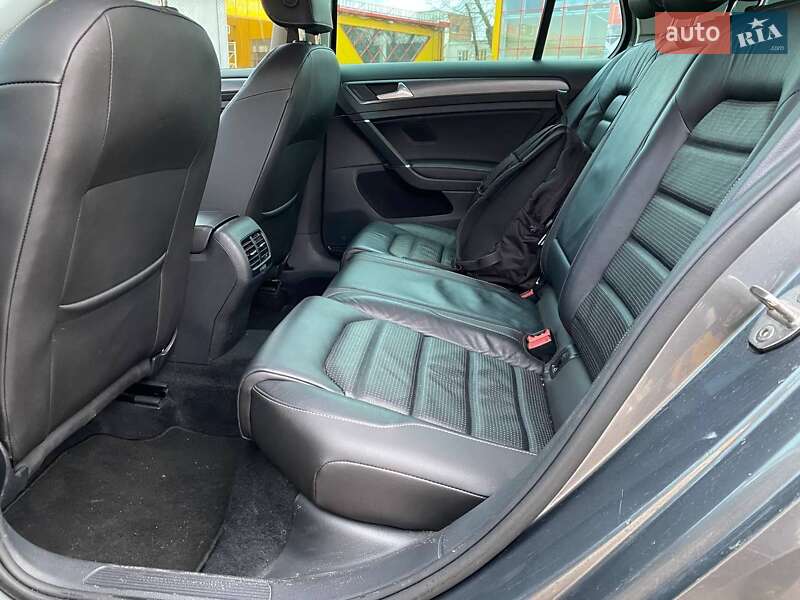 Хэтчбек Volkswagen e-Golf 2018 в Житомире