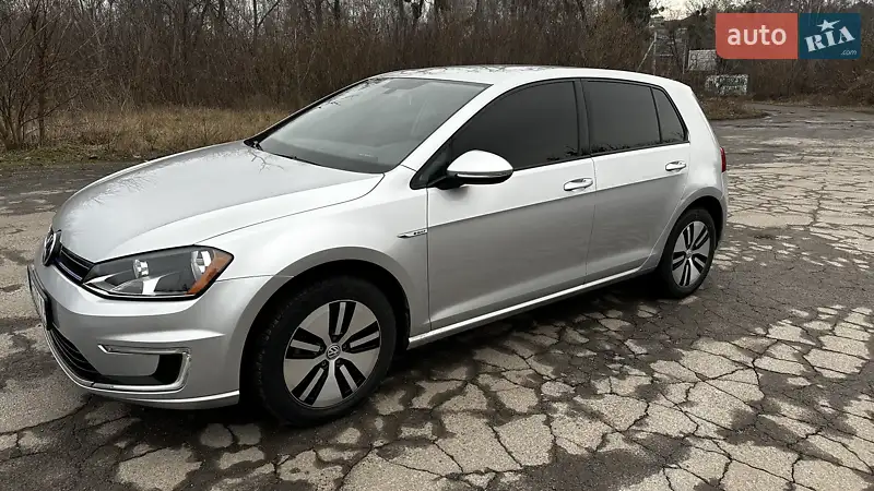 Volkswagen e-Golf 2015 VIN WVWZZZAUZGW901444 фото оголошення 31 з 59