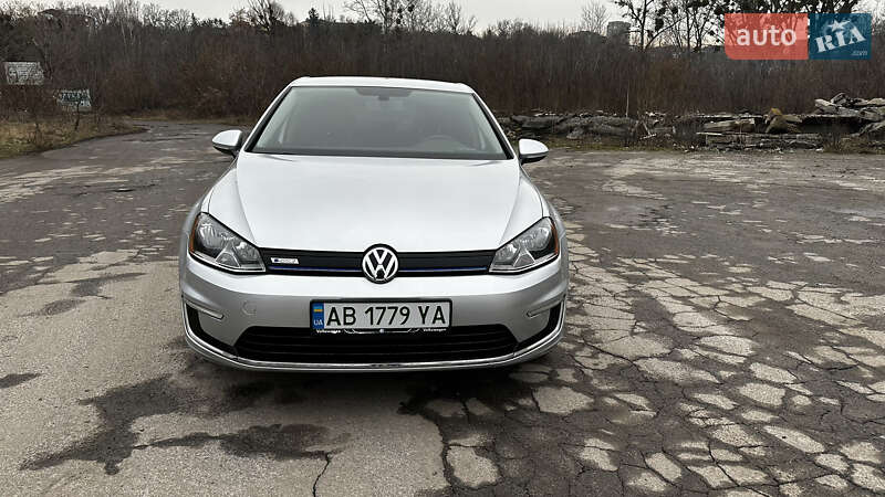 Хетчбек Volkswagen e-Golf 2015 в Вінниці