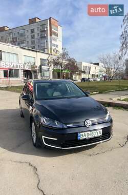 Хэтчбек Volkswagen e-Golf 2015 в Кропивницком