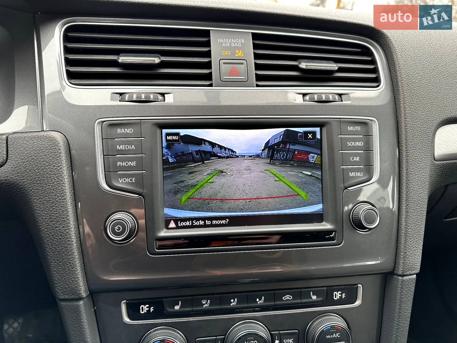 2016 Volkswagen Golf - мініатюра 25
