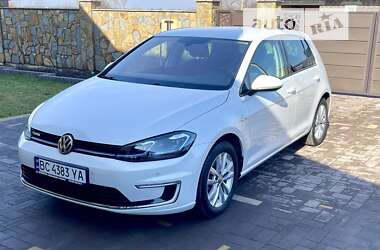 Хэтчбек Volkswagen e-Golf 2018 в Городке