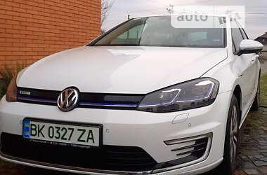 Хетчбек Volkswagen e-Golf 2020 в Ківерцях
