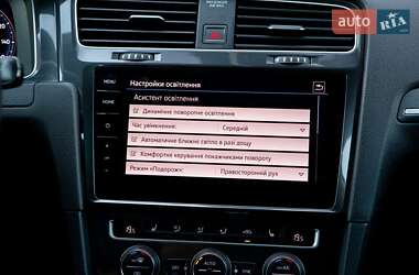 Хетчбек Volkswagen e-Golf 2018 в 