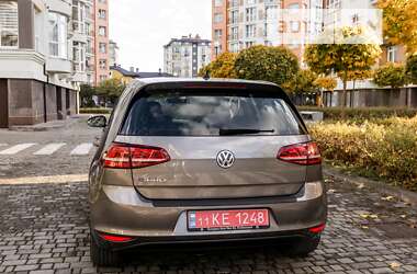 Хэтчбек Volkswagen e-Golf 2016 в Ивано-Франковске