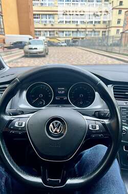 Хэтчбек Volkswagen e-Golf 2014 в Виннице