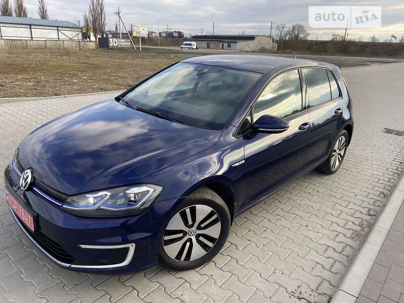Хэтчбек Volkswagen e-Golf 2018 в Ковеле