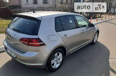 Хетчбек Volkswagen e-Golf 2016 в Харкові