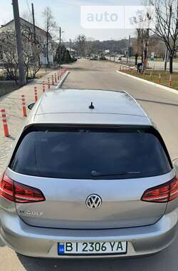 Хетчбек Volkswagen e-Golf 2016 в Харкові