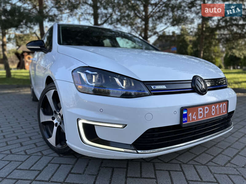 Хетчбек Volkswagen e-Golf 2015 в Дрогобичі