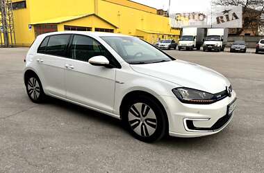 Хетчбек Volkswagen e-Golf 2015 в Кропивницькому