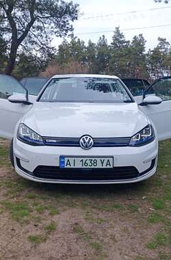 Хетчбек Volkswagen e-Golf 2015 в Дніпрі