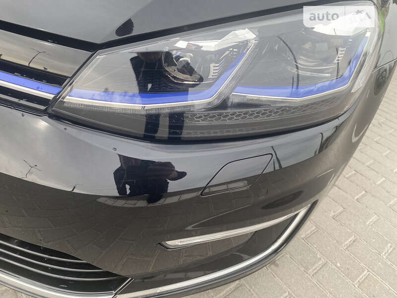 Хэтчбек Volkswagen e-Golf 2019 в Шепетовке