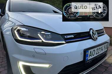 Хэтчбек Volkswagen e-Golf 2018 в Ужгороде