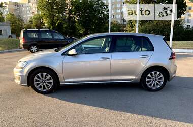 Хетчбек Volkswagen e-Golf 2015 в Львові