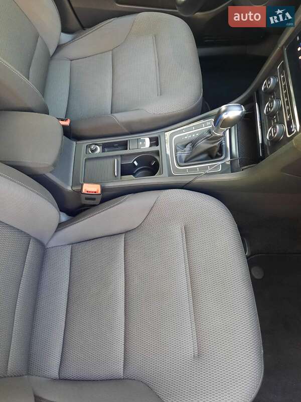 Хетчбек Volkswagen e-Golf 2017 в Одесі