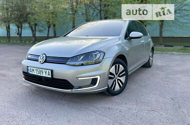 Хетчбек Volkswagen e-Golf 2014 в Житомирі