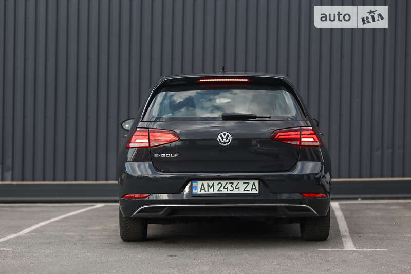 Хетчбек Volkswagen e-Golf 2019 в Житомирі