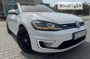 Хетчбек Volkswagen e-Golf 2019 в Чернівцях