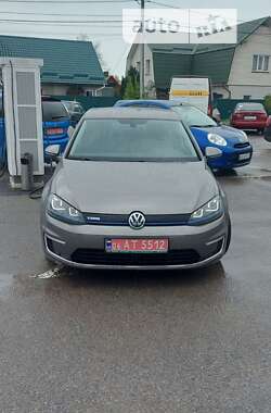 Хэтчбек Volkswagen e-Golf 2014 в Житомире