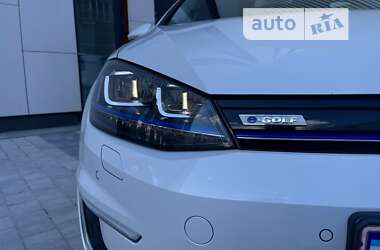 Хетчбек Volkswagen e-Golf 2016 в Львові