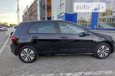 Хетчбек Volkswagen e-Golf 2015 в Хмельницькому