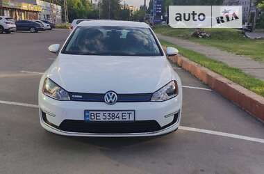 Хетчбек Volkswagen e-Golf 2015 в Миколаєві