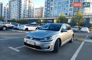 Хэтчбек Volkswagen e-Golf 2017 в Буче