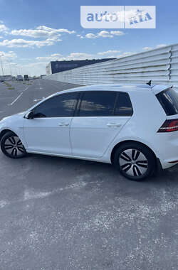 Хэтчбек Volkswagen e-Golf 2014 в Львове