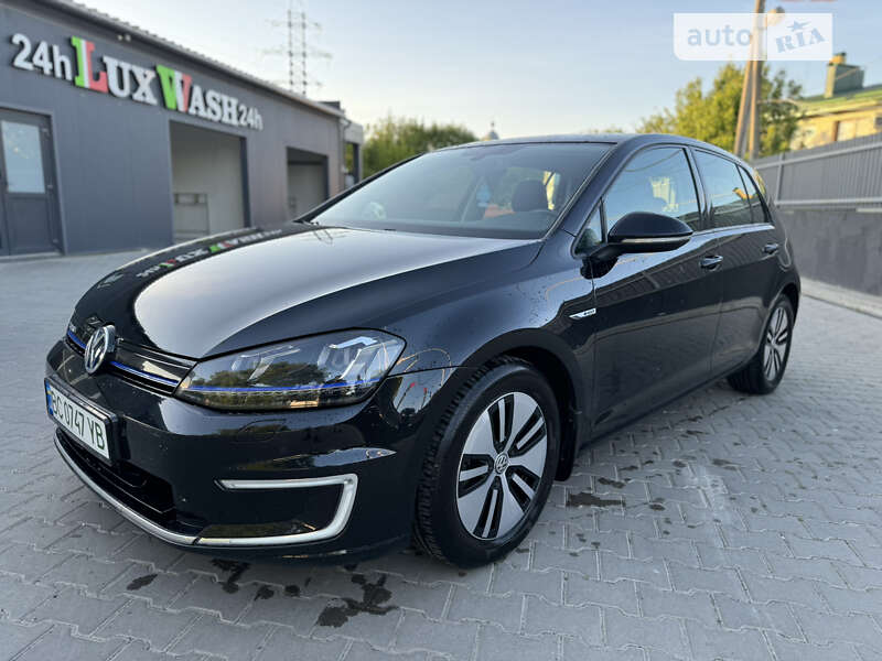 Хетчбек Volkswagen e-Golf 2016 в Львові