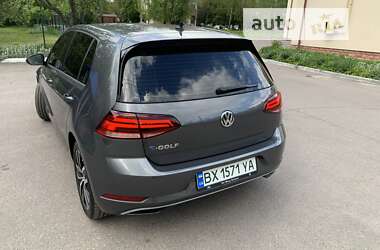 Хэтчбек Volkswagen e-Golf 2018 в Чернигове