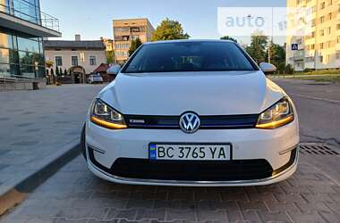 Хэтчбек Volkswagen e-Golf 2014 в Дрогобыче