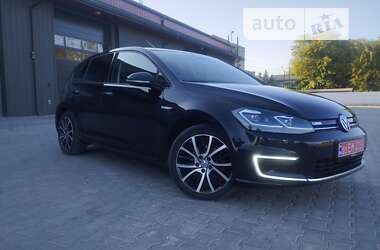 Хэтчбек Volkswagen e-Golf 2018 в Ковеле