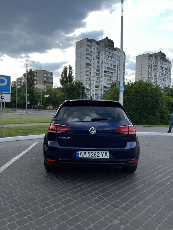 Хетчбек Volkswagen e-Golf 2018 в Києві