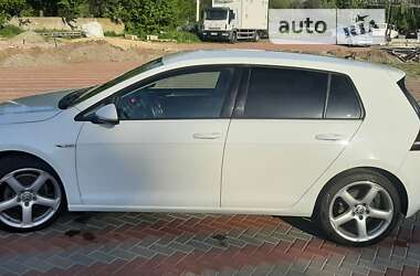 Хэтчбек Volkswagen e-Golf 2014 в Белой Церкви