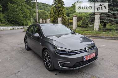 Хэтчбек Volkswagen e-Golf 2019 в Львове