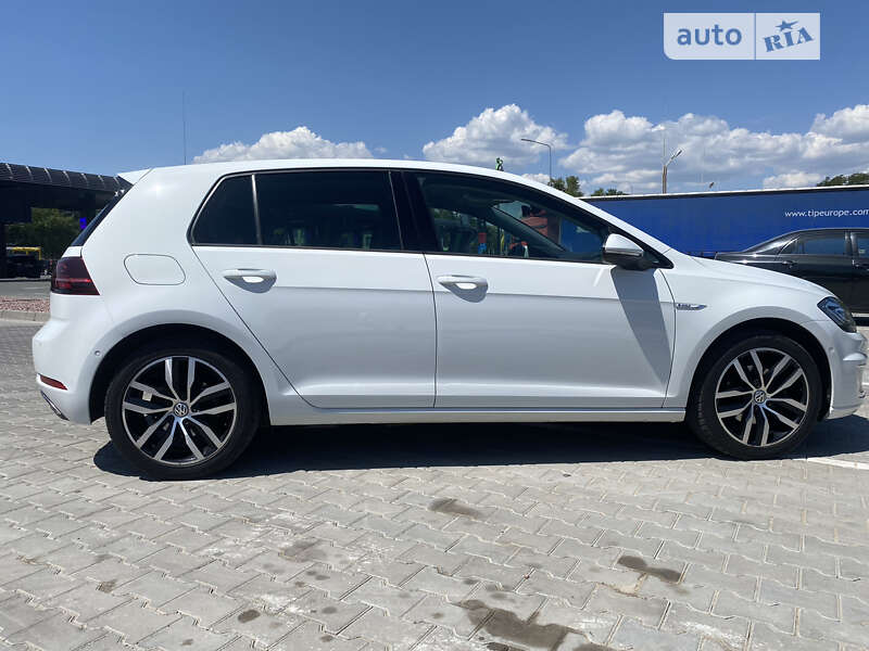 Хэтчбек Volkswagen e-Golf 2018 в Одессе фото 6 Хэтчбек Volkswagen e-Golf 2018 в Одессе