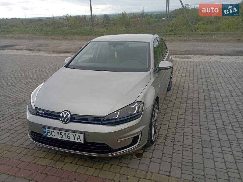 Хэтчбек Volkswagen e-Golf 2016 в Николаеве