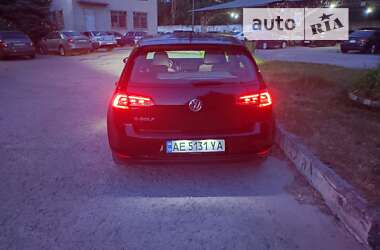 Хэтчбек Volkswagen e-Golf 2015 в Каменском