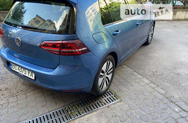 Хетчбек Volkswagen e-Golf 2015 в Львові