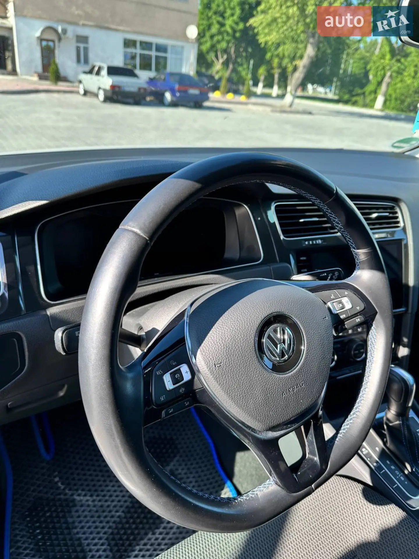 2020 Volkswagen Golf - мініатюра 38