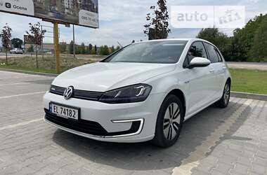 Хетчбек Volkswagen e-Golf 2016 в Луцьку