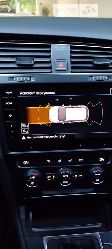 Хэтчбек Volkswagen e-Golf 2017 в Мукачево