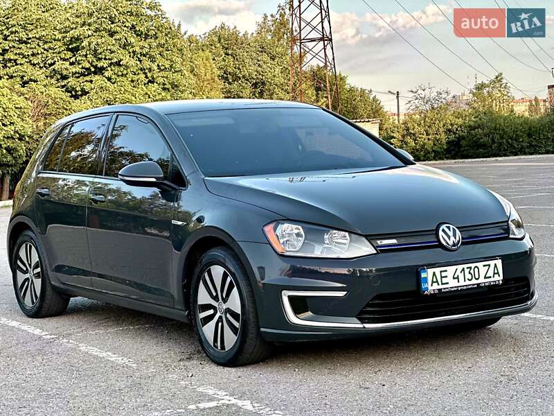 Хетчбек Volkswagen e-Golf 2016 в Кривому Розі фото 2 Хетчбек Volkswagen e-Golf 2016 в Кривому Розі